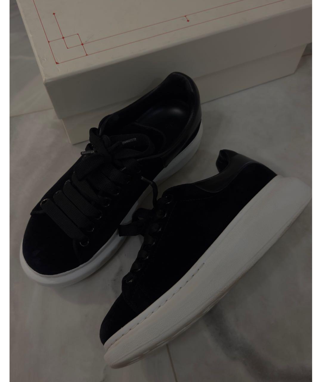 ALEXANDER MCQUEEN Черные бархатные кеды, фото 5