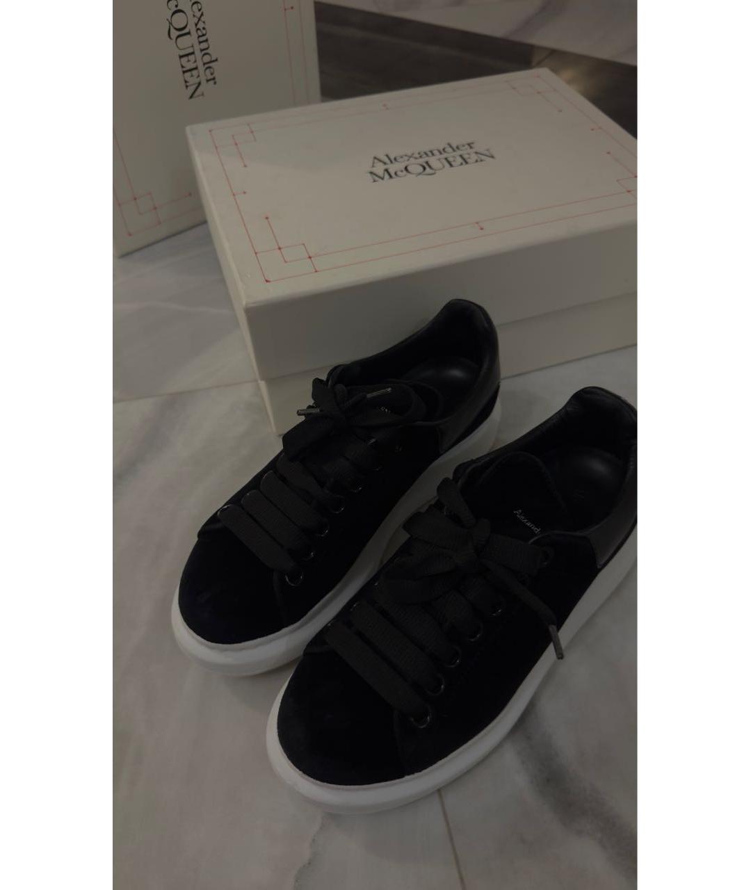 ALEXANDER MCQUEEN Черные бархатные кеды, фото 3