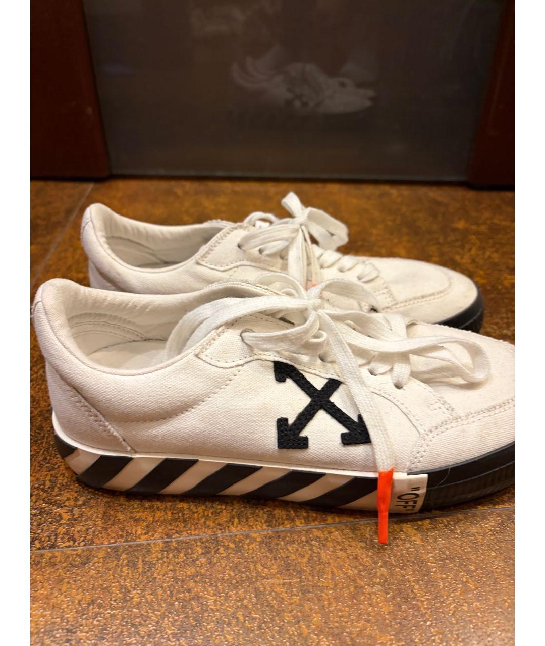 OFF-WHITE Белые замшевые низкие кроссовки / кеды, фото 3