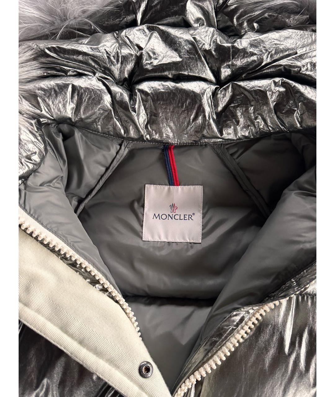 MONCLER Серебрянный полиамидовый пуховик, фото 3