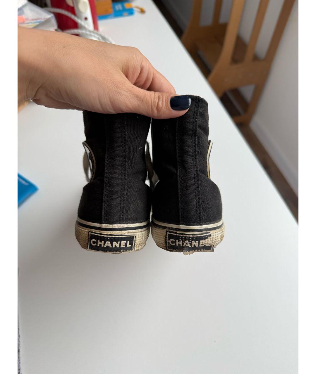 CHANEL Черные текстильные кеды, фото 4