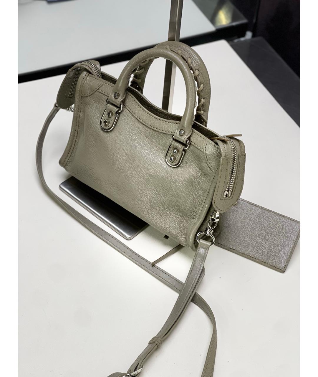 BALENCIAGA Серая кожаная сумка через плечо, фото 3