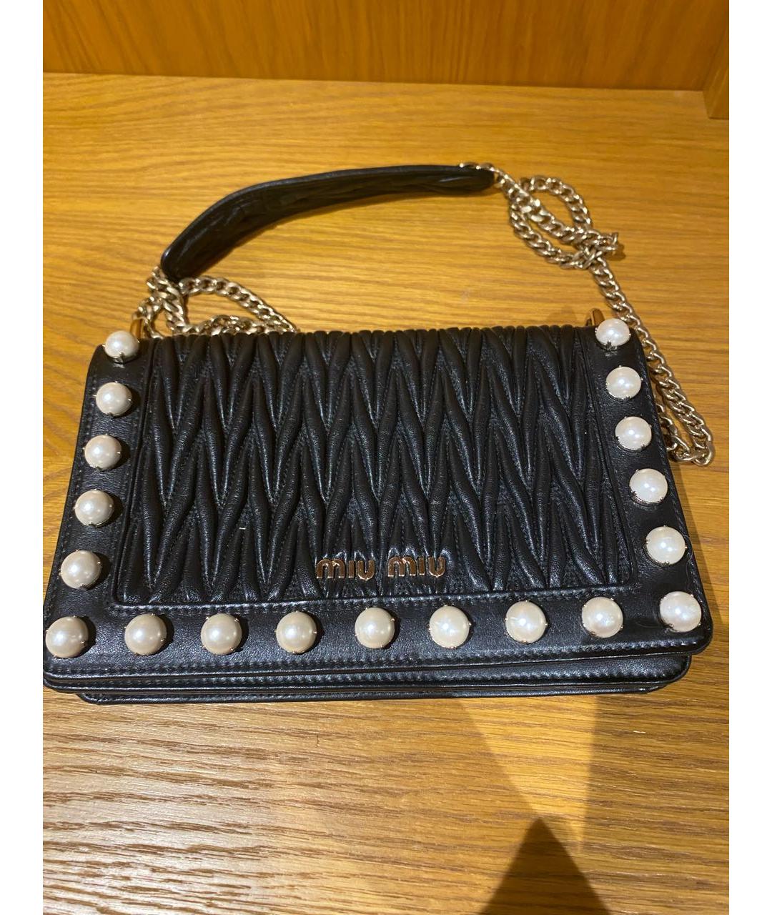 MIU MIU Черная кожаная сумка через плечо, фото 4