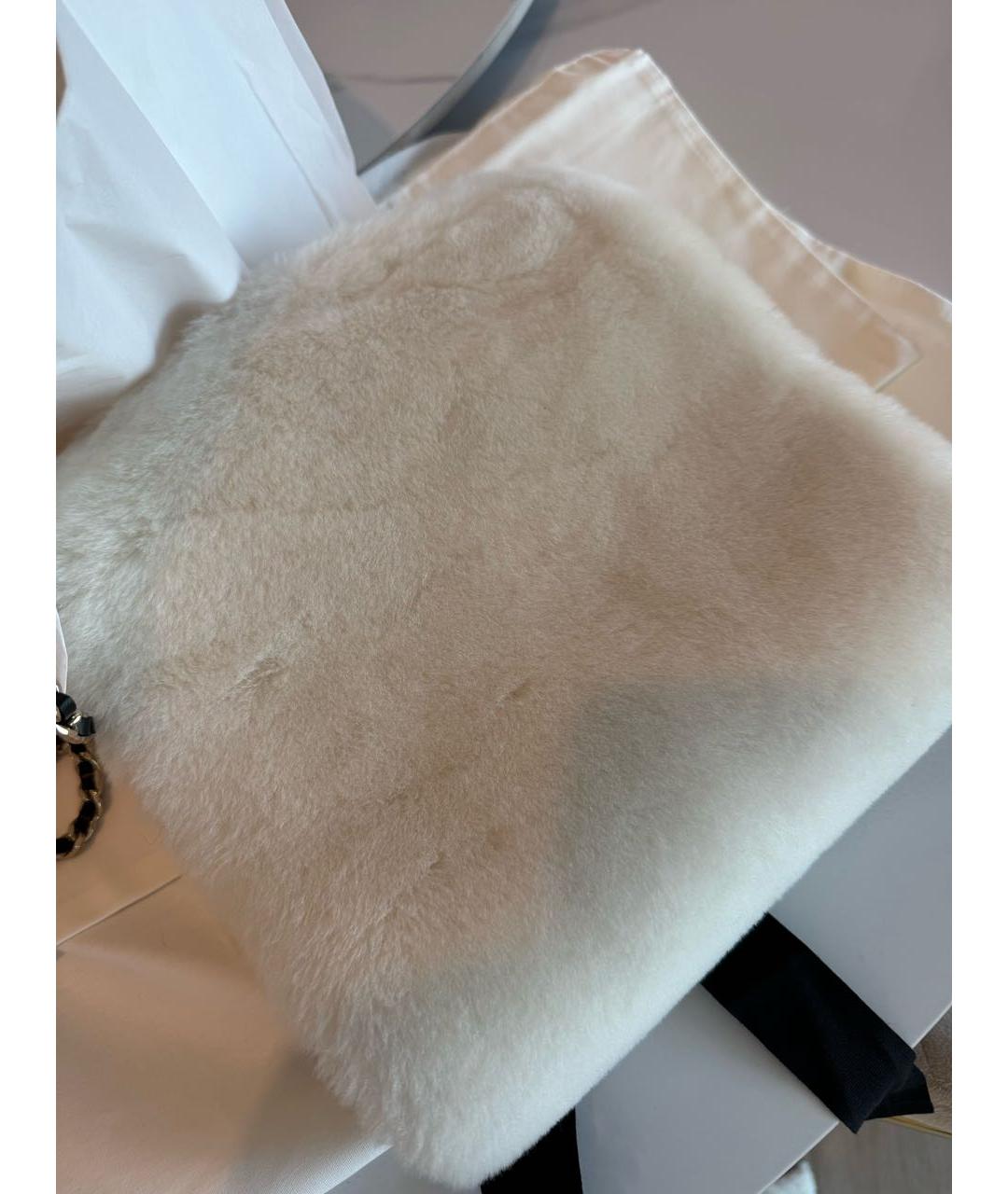 CHANEL Белые синтетические варежки, фото 4