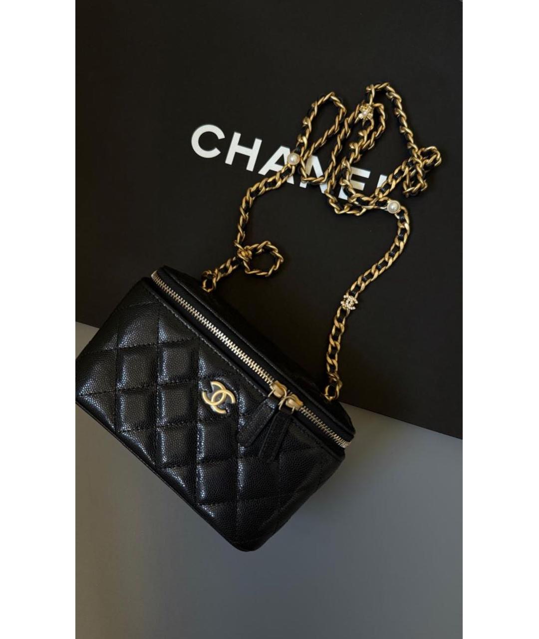 CHANEL Черная кожаная сумка через плечо, фото 2