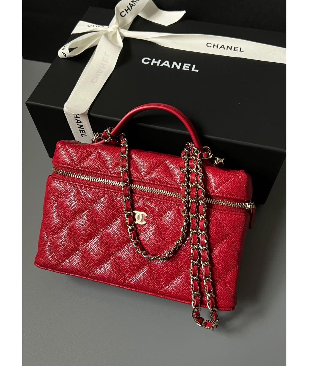 CHANEL Красная кожаная сумка через плечо, фото 3