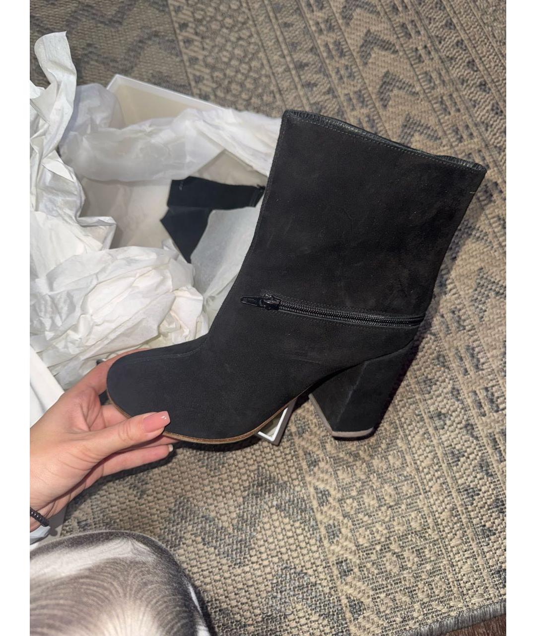 MM6 MAISON MARGIELA Черные замшевые ботильоны, фото 2