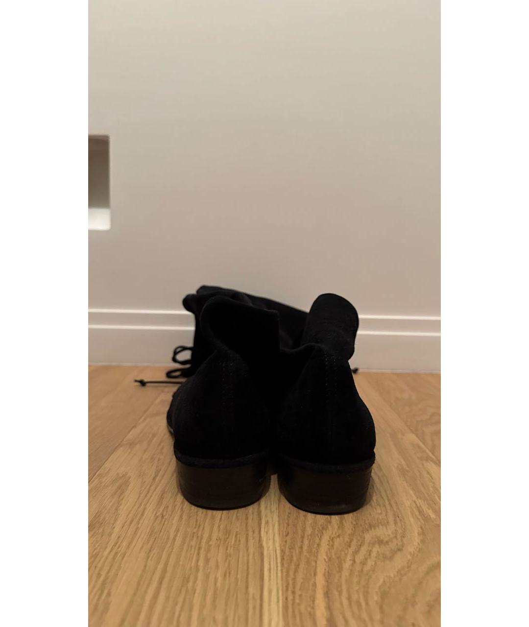 STUART WEITZMAN Черные замшевые ботфорты, фото 4