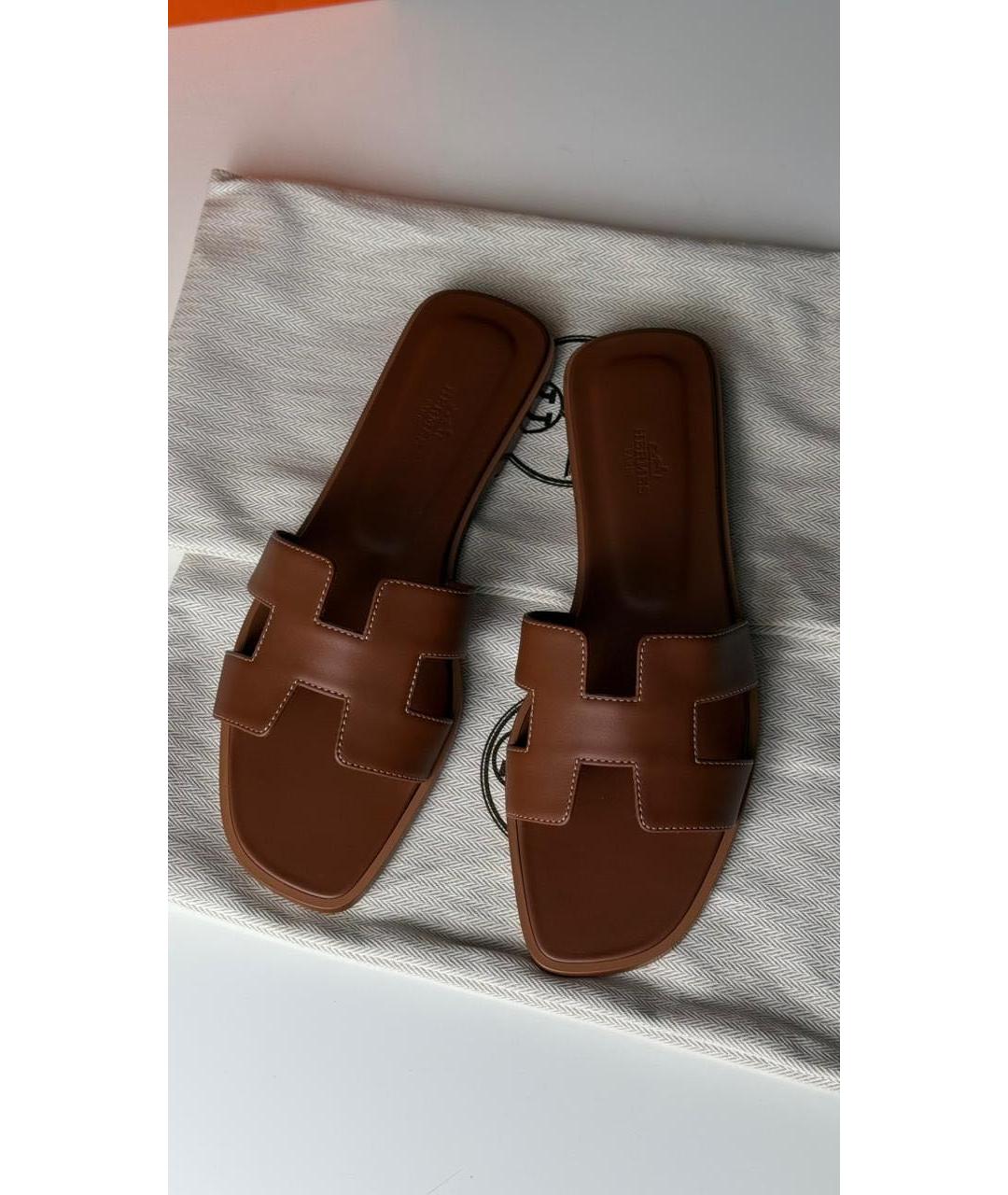 HERMES Коричневые кожаные шлепанцы, фото 2