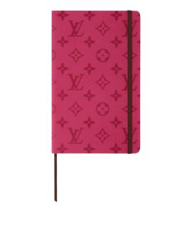 LOUIS VUITTON Книга