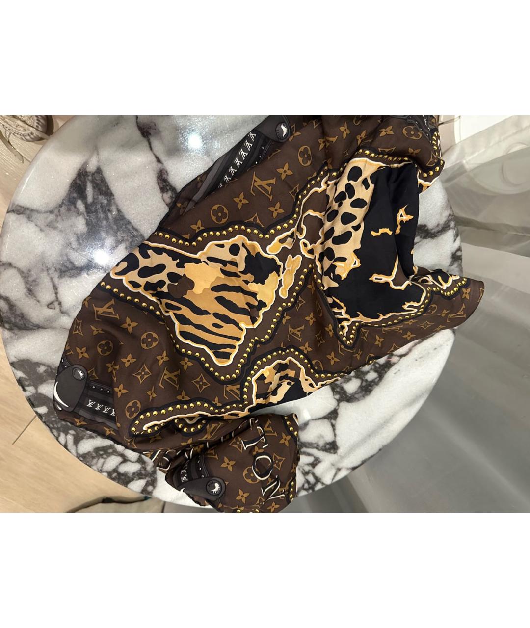 LOUIS VUITTON Коричневый шелковый платок, фото 3