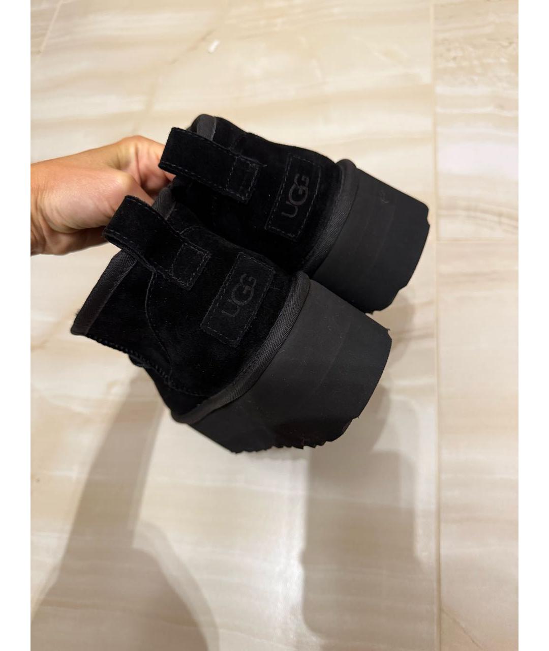 UGG AUSTRALIA Черные замшевые полусапоги, фото 3