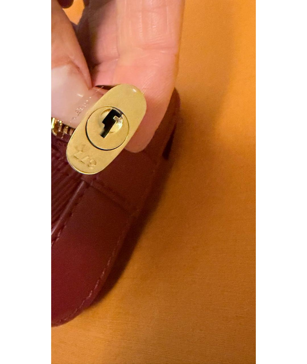 LOUIS VUITTON Бордовая кожаная сумка с короткими ручками, фото 5