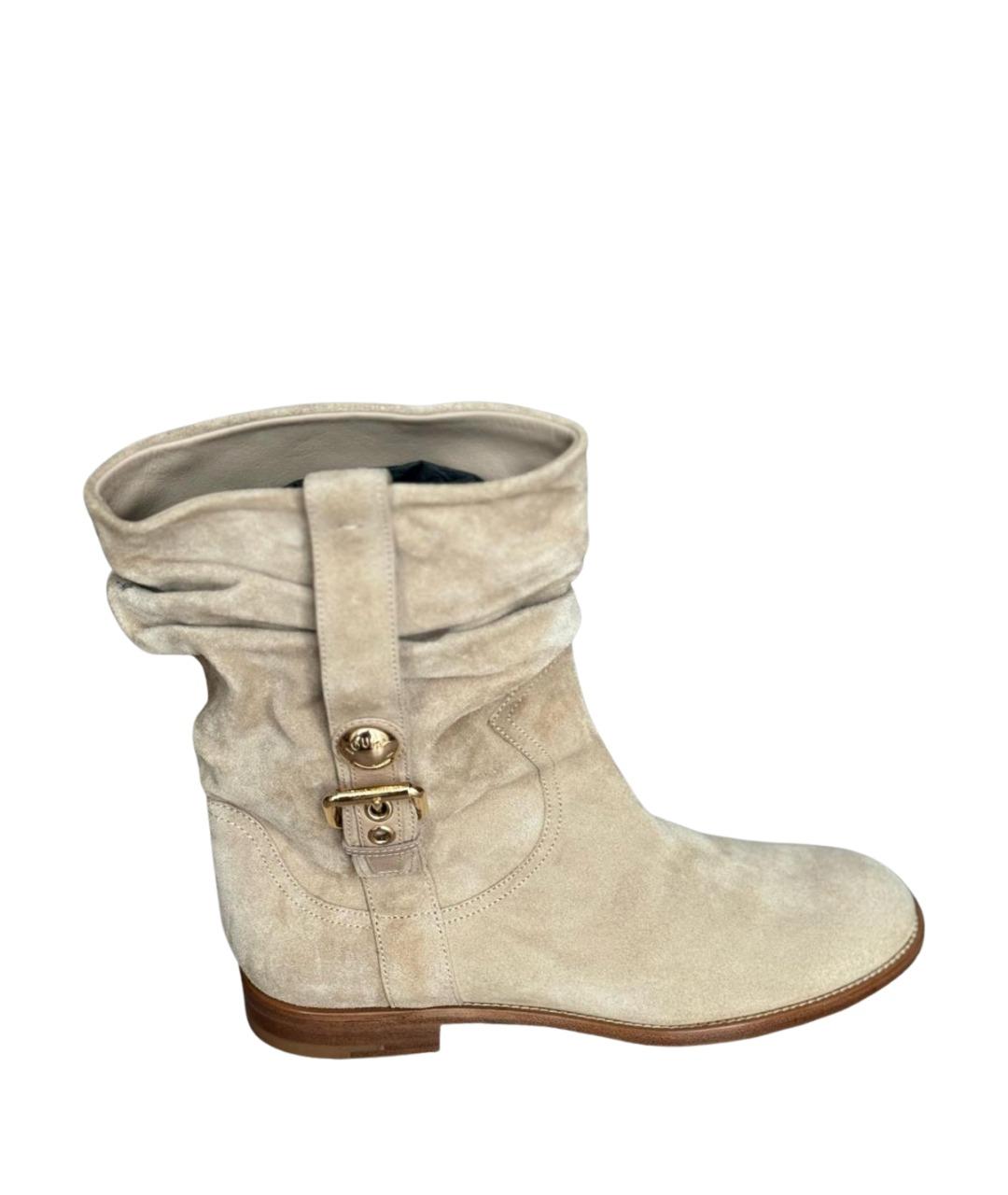 LOUIS VUITTON Бежевые замшевые ботильоны, фото 1