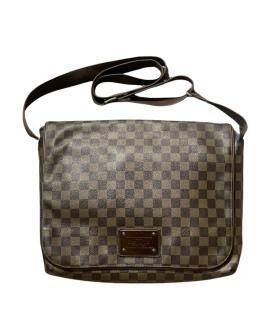 LOUIS VUITTON Сумка на плечо