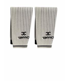 CHANEL Носки, чулки и колготы