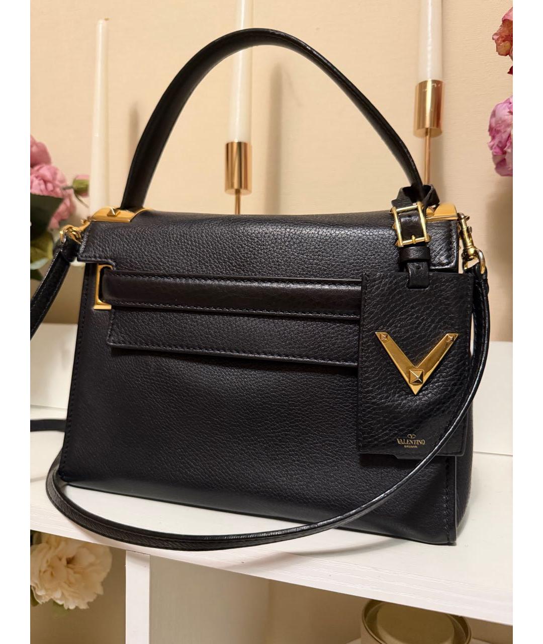 VALENTINO Черная кожаная сумка с короткими ручками, фото 2