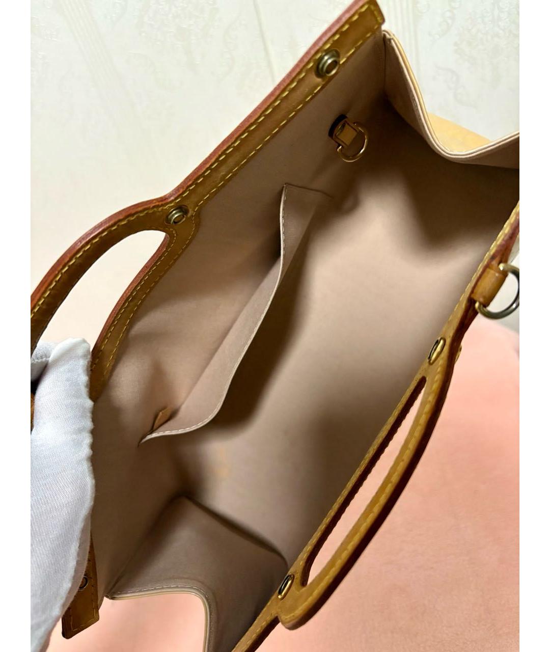 LOUIS VUITTON Золотая сумка с короткими ручками из лакированной кожи, фото 8