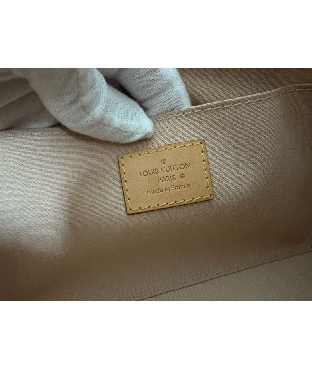 LOUIS VUITTON Золотая сумка с короткими ручками из лакированной кожи, фото 7