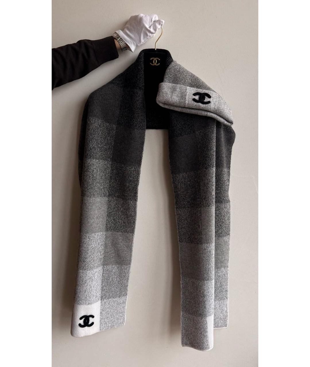 CHANEL Серый шерстяной шарф, фото 5