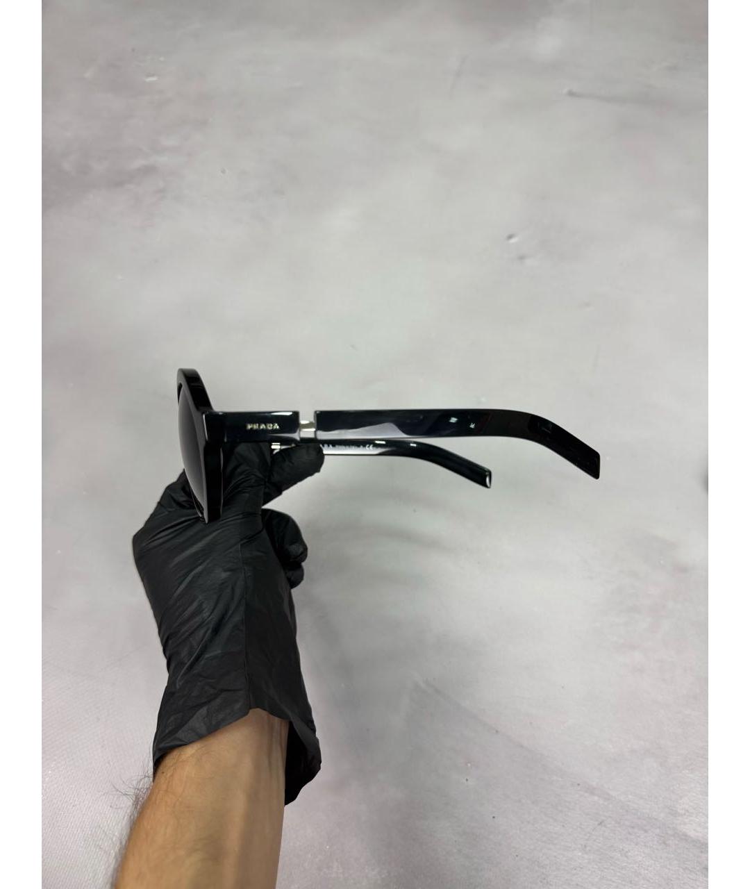 PRADA Черные пластиковые солнцезащитные очки, фото 3