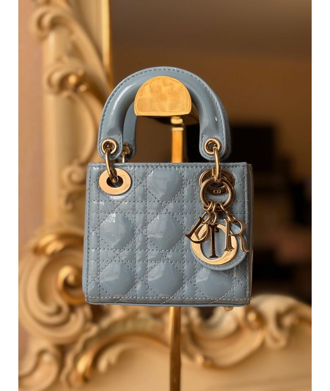 CHRISTIAN DIOR Голубая сумка с короткими ручками из лакированной кожи, фото 4