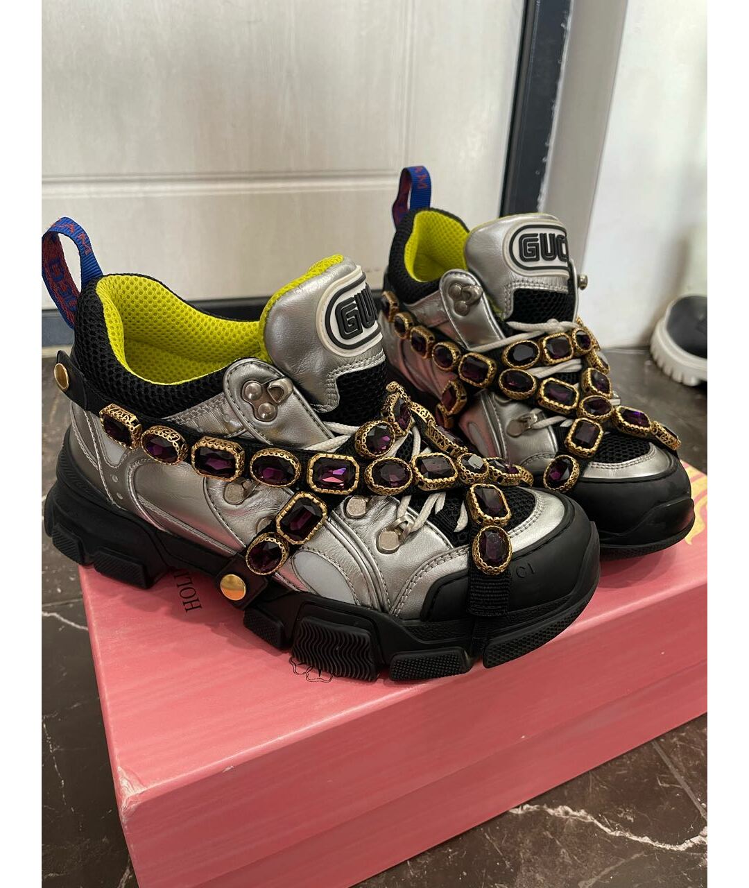 GUCCI Серебряные кожаные кроссовки, фото 6