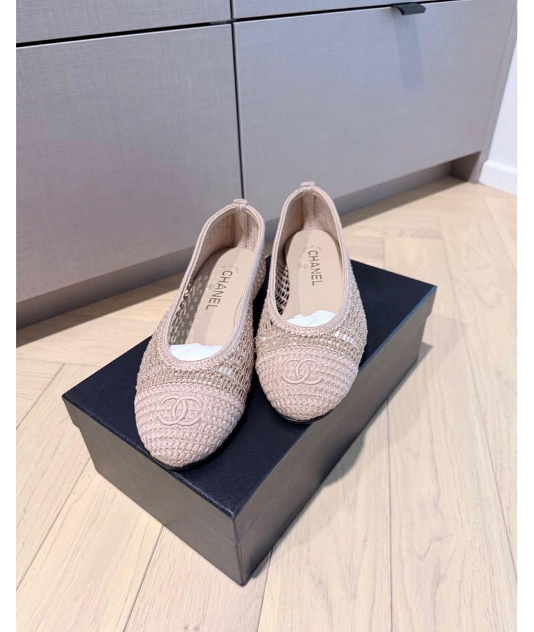 CHANEL Бежевые текстильные балетки, фото 2