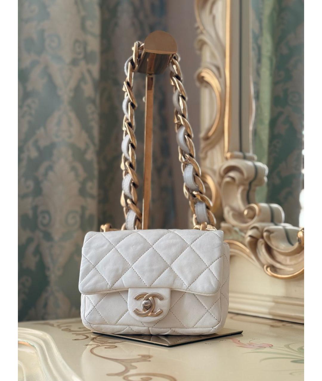 CHANEL Белая кожаная сумка с короткими ручками, фото 2