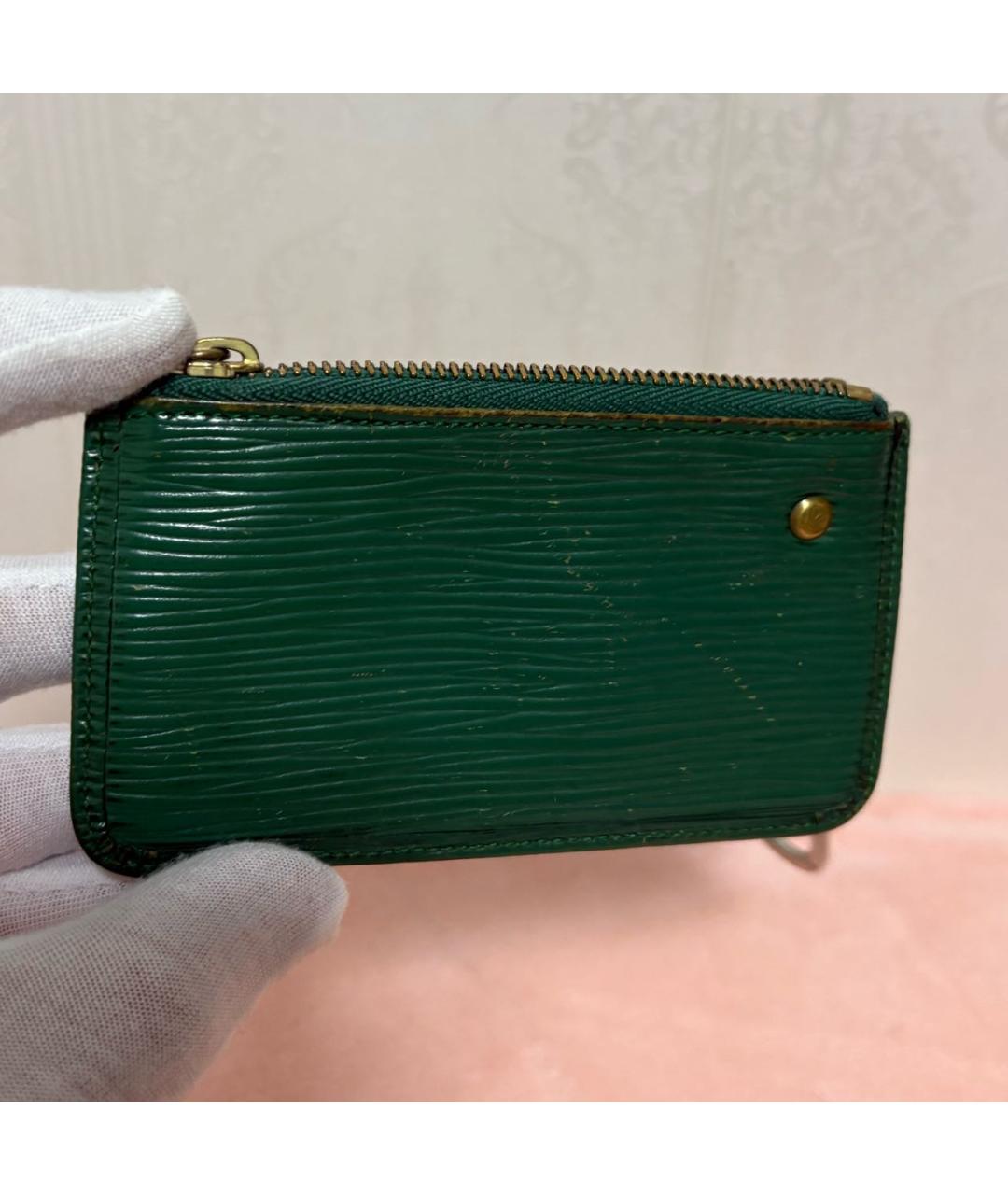 LOUIS VUITTON Зеленый брелок, фото 3