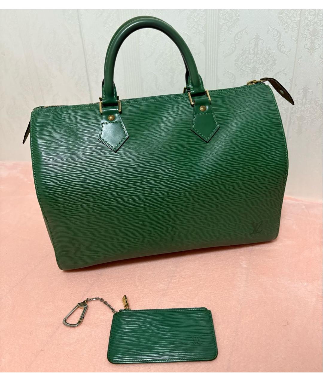 LOUIS VUITTON Зеленый брелок, фото 7