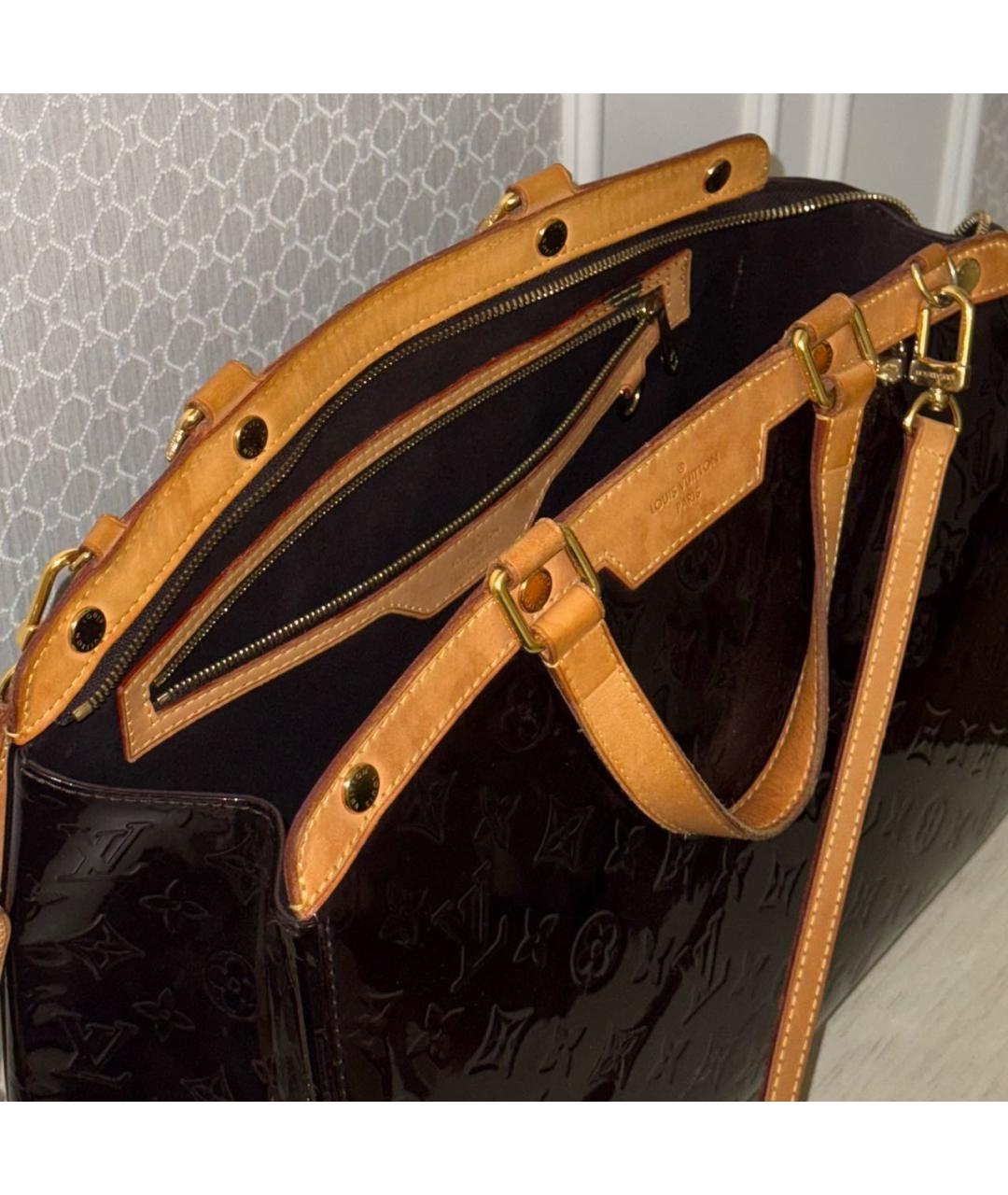 LOUIS VUITTON Бордовая сумка тоут из лакированной кожи, фото 4
