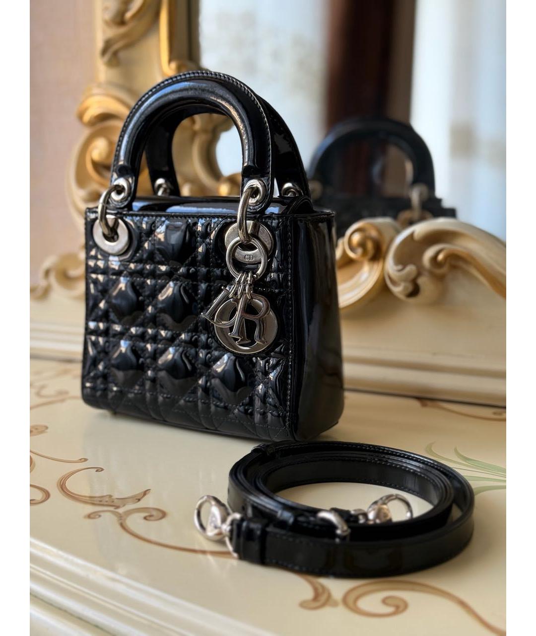 CHRISTIAN DIOR Черная сумка с короткими ручками из лакированной кожи, фото 3