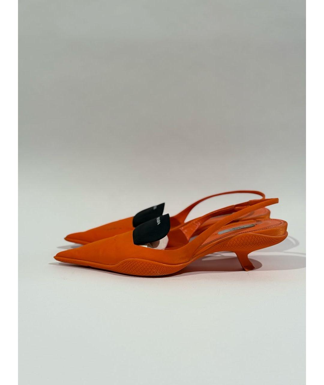 PRADA Оранжевое текстильные туфли, фото 8