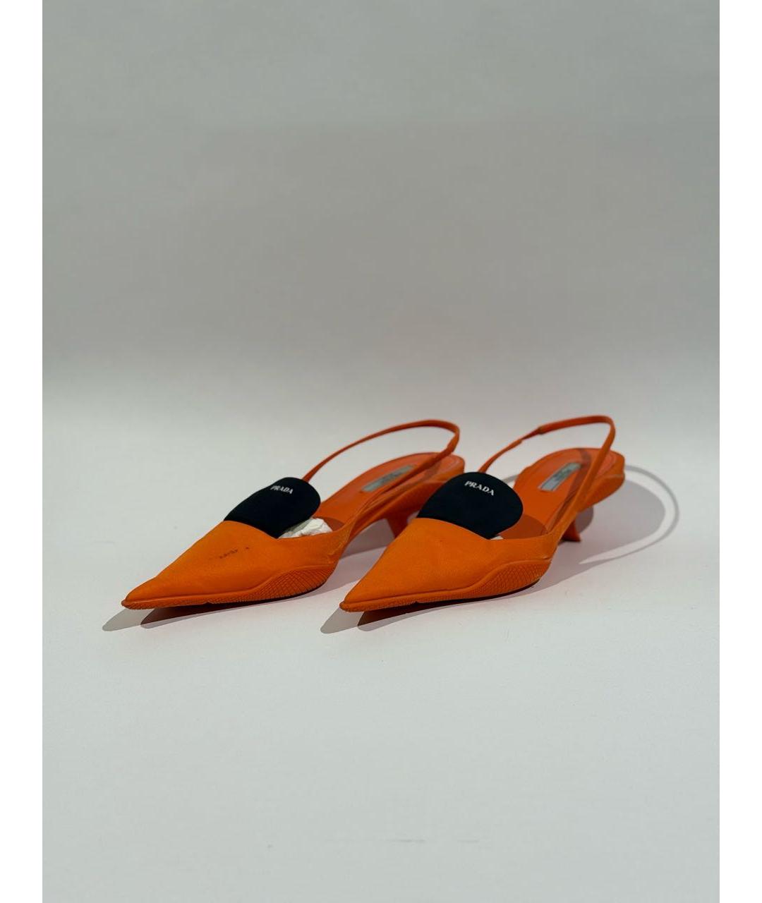 PRADA Оранжевое текстильные туфли, фото 7
