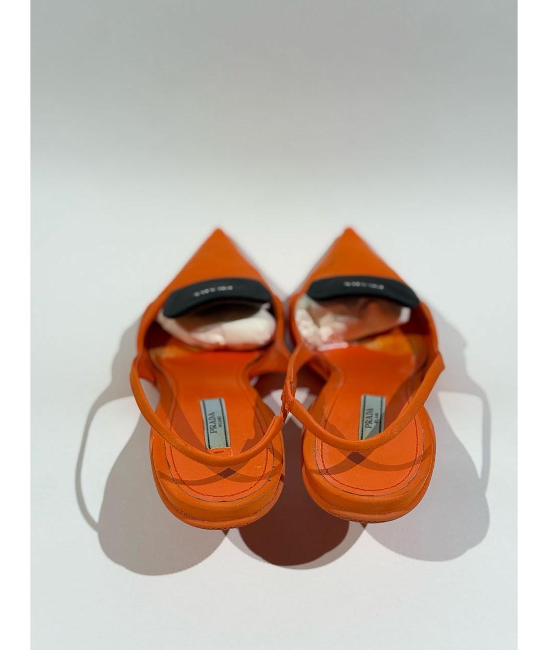PRADA Оранжевое текстильные туфли, фото 4