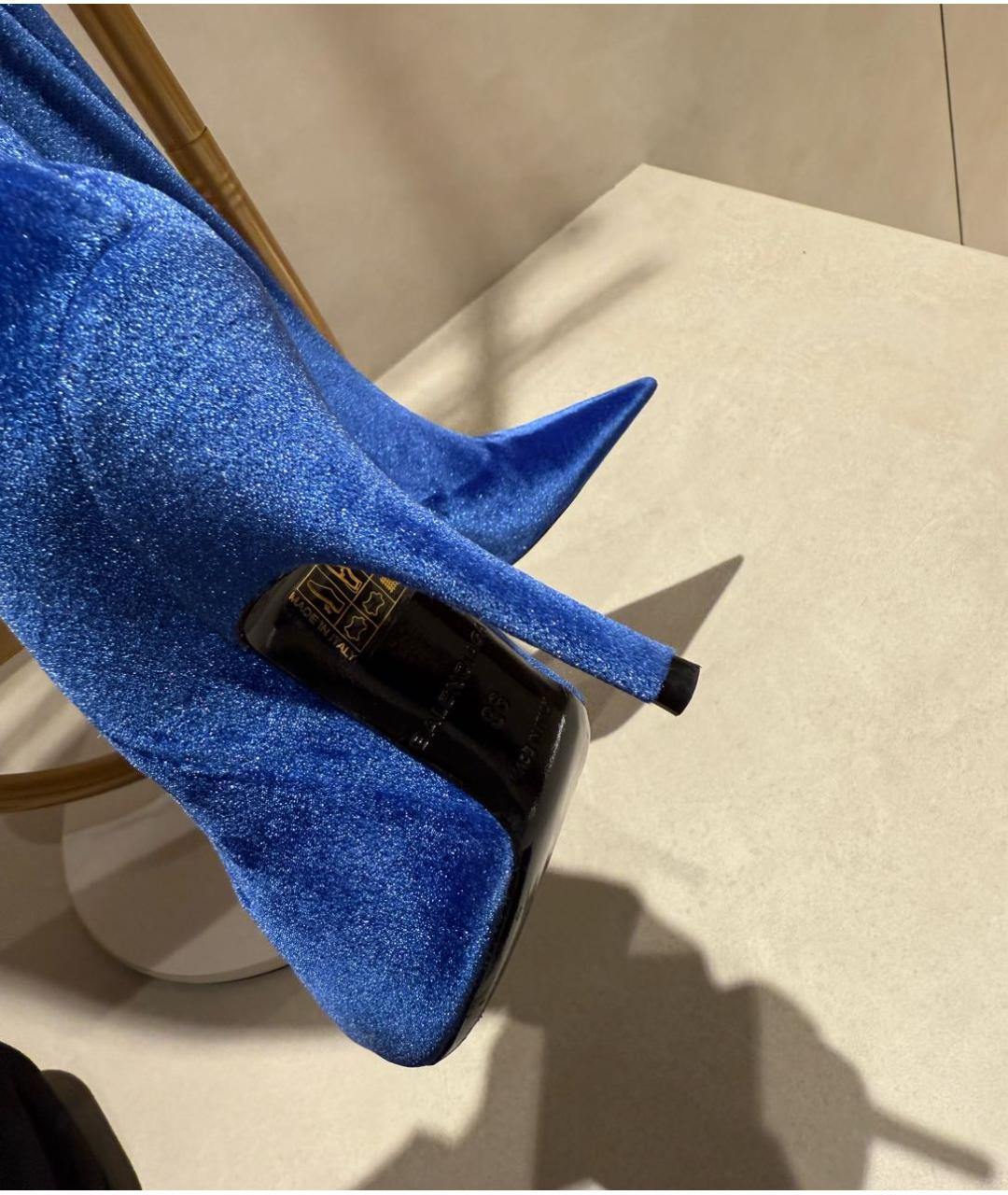 BALENCIAGA Синие бархатные сапоги, фото 5