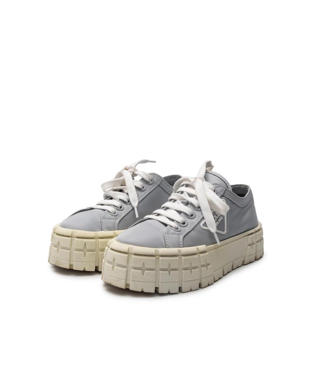 PRADA Серые текстильные кеды, фото 3