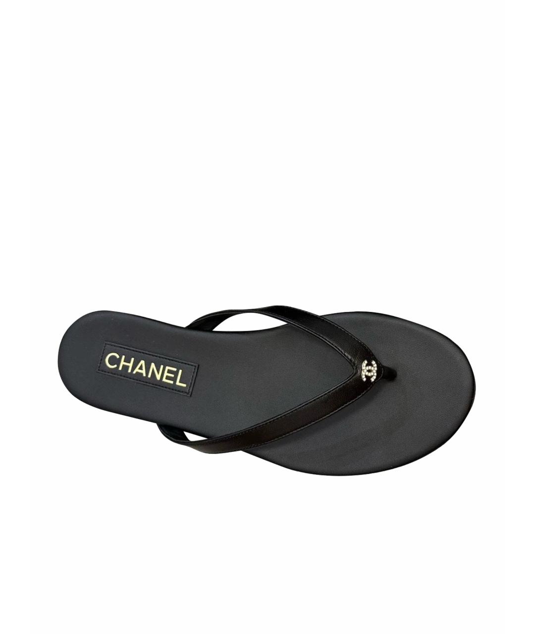 CHANEL Черные кожаные шлепанцы, фото 1