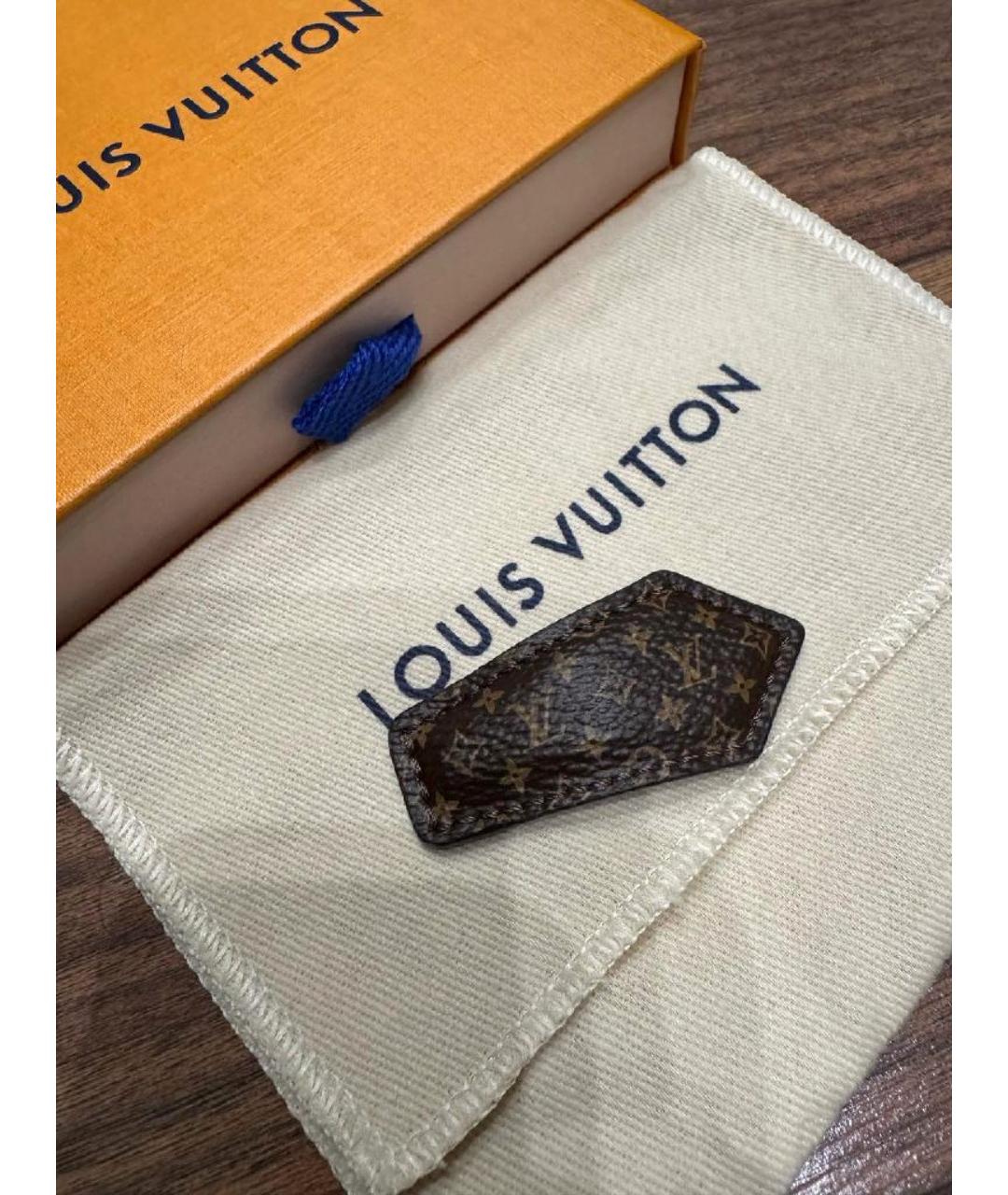LOUIS VUITTON Коричневая заколка, фото 2