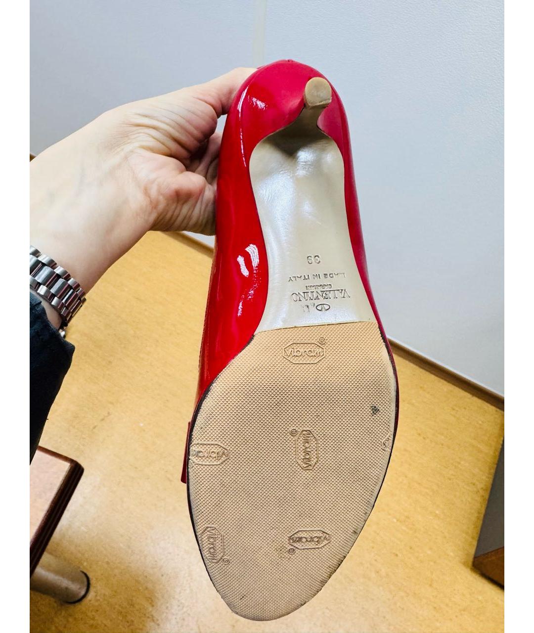 VALENTINO Красные кожаные босоножки, фото 8
