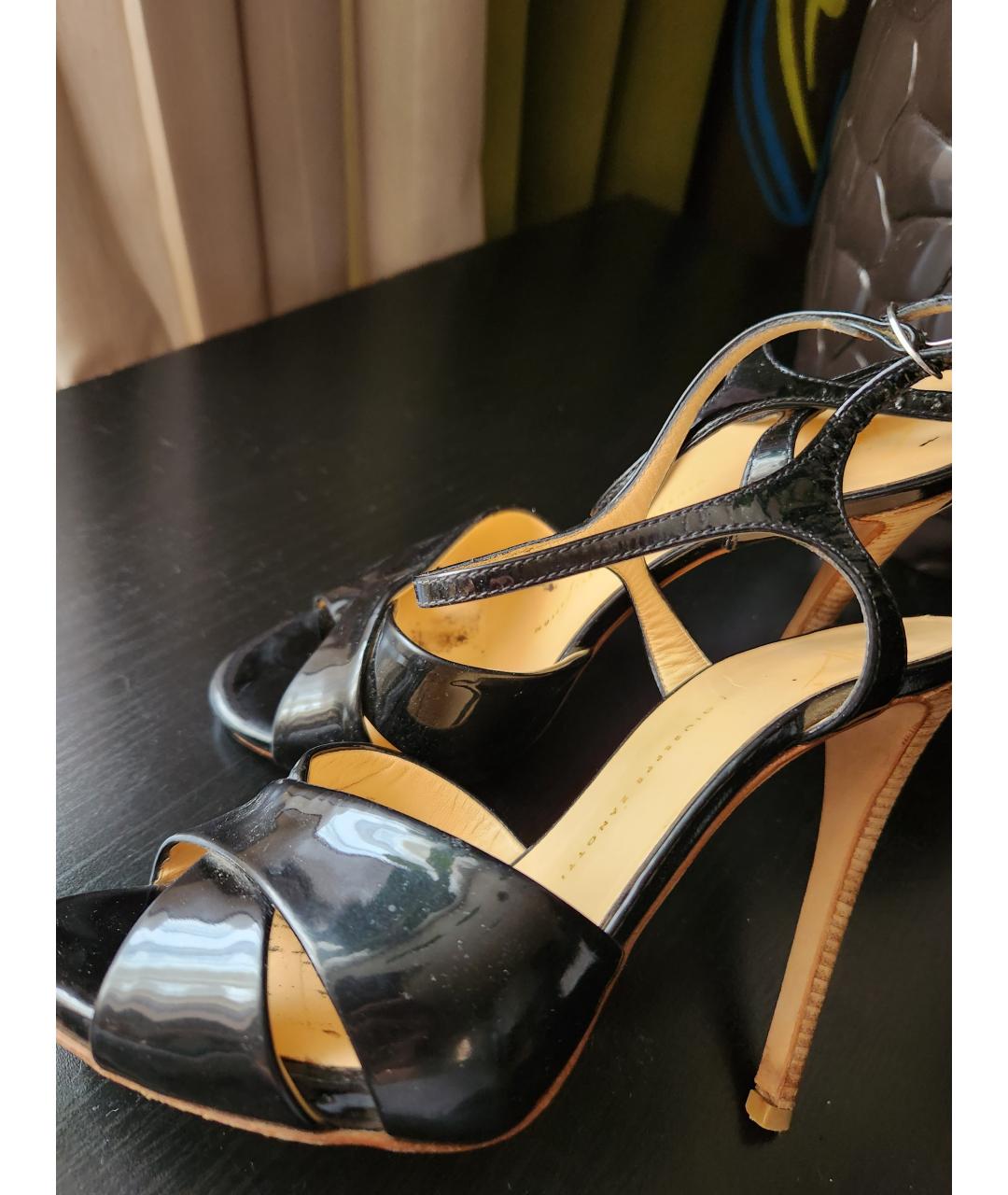 GIUSEPPE ZANOTTI DESIGN Черные босоножки из лакированной кожи, фото 6