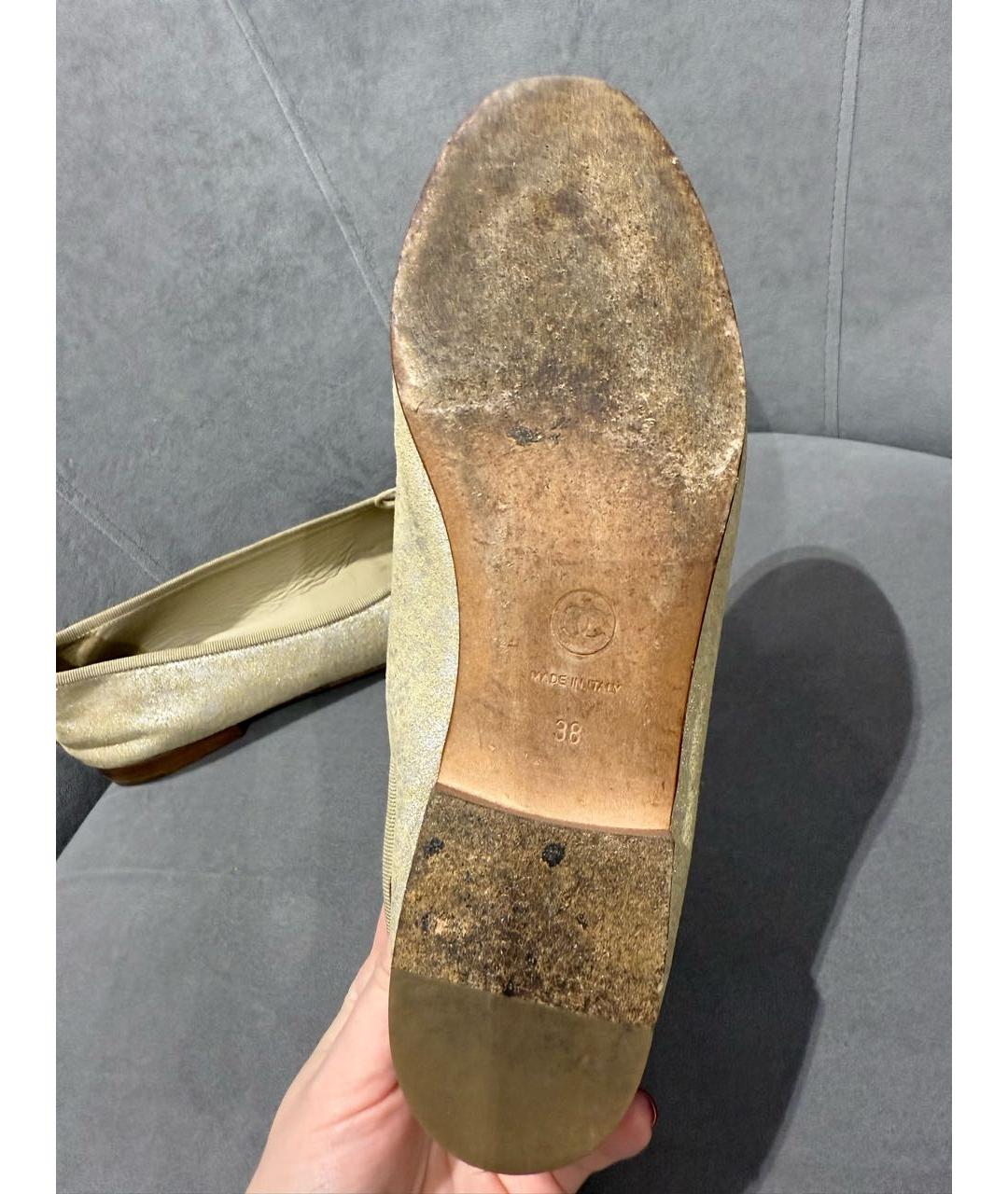 CHANEL Золотые кожаные балетки, фото 8