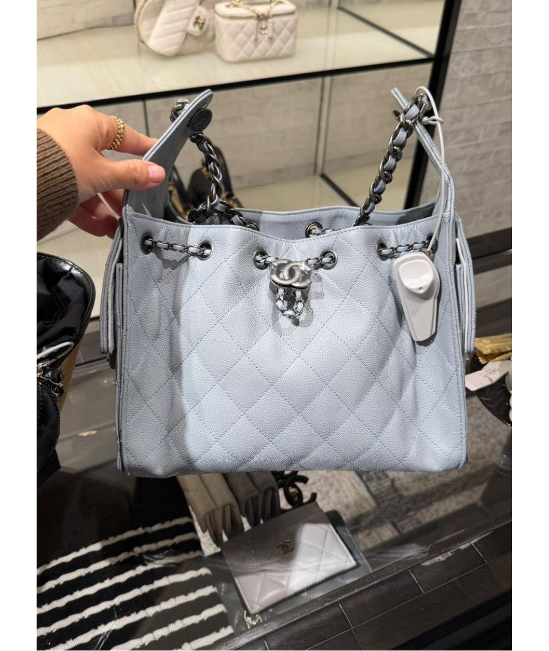 CHANEL Голубая кожаная сумка через плечо, фото 3