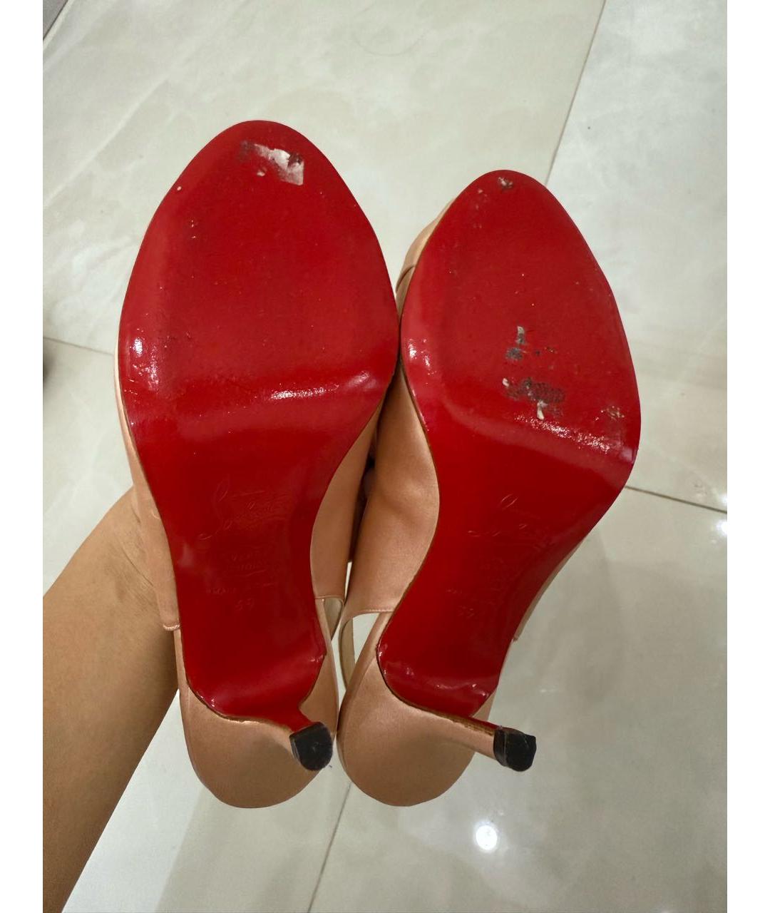 CHRISTIAN LOUBOUTIN Коралловые текстильные босоножки, фото 4