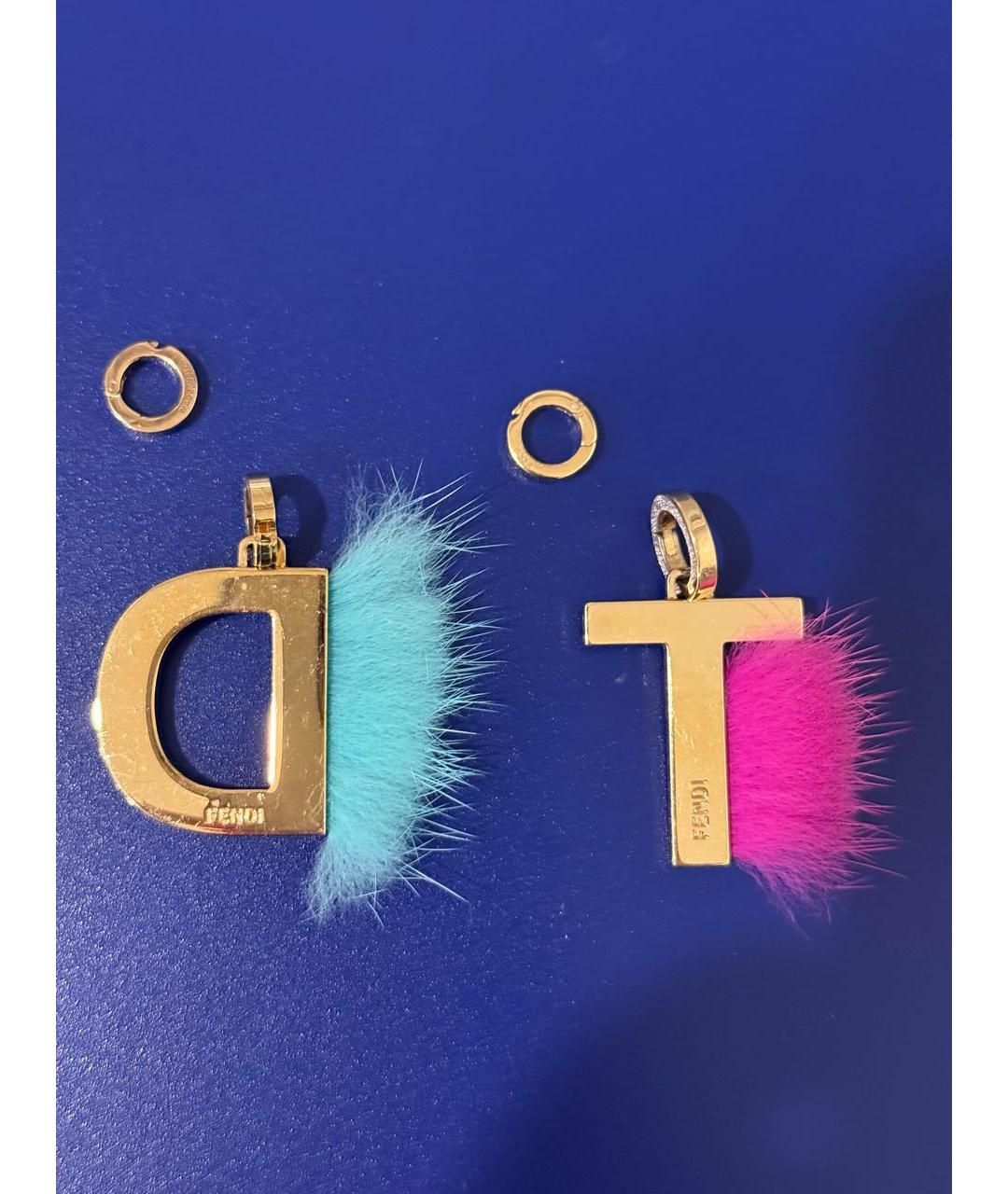 FENDI Золотая латунная подвеска, фото 8