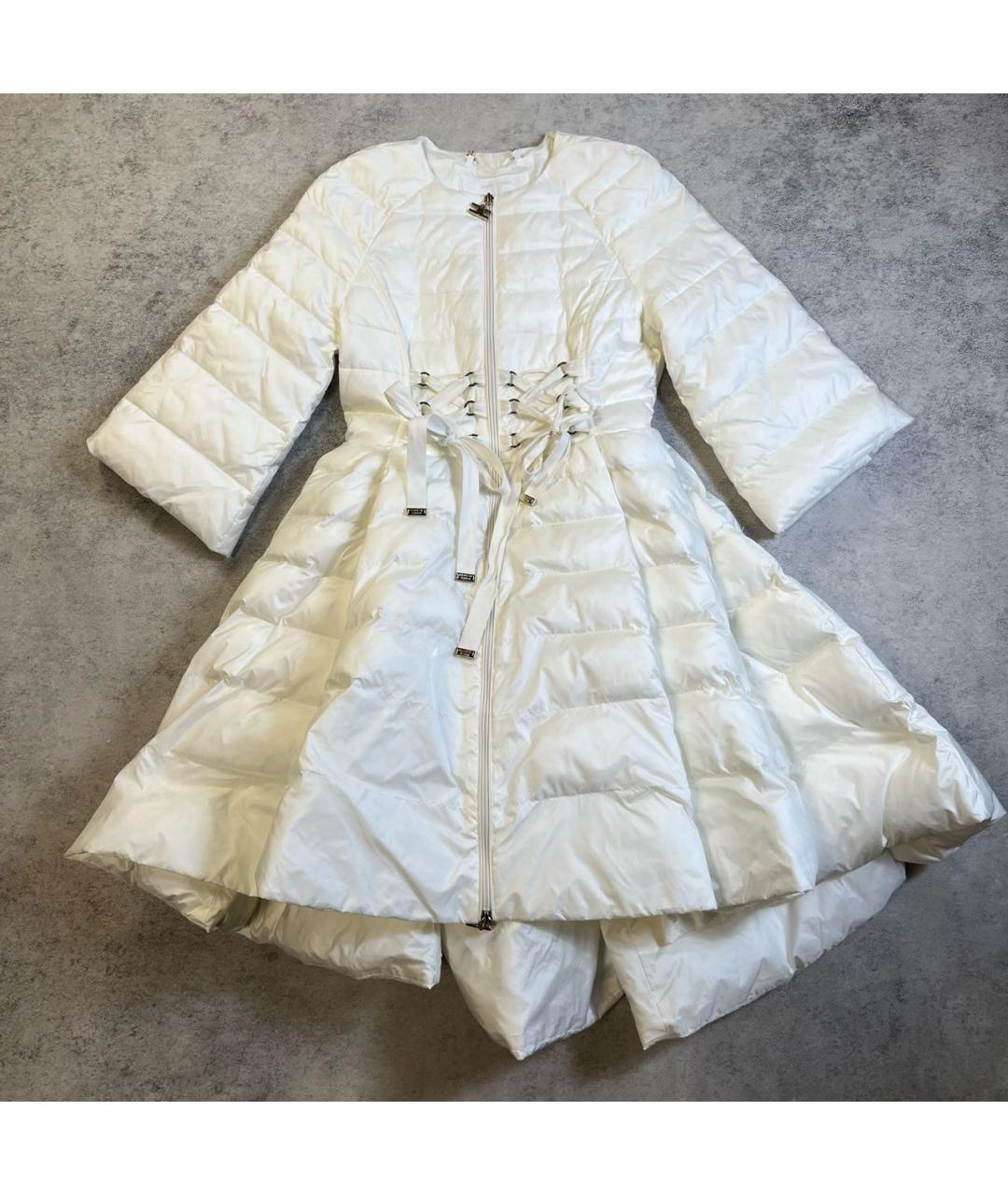 ELISABETTA FRANCHI Белый полиэстеровый пуховик, фото 9