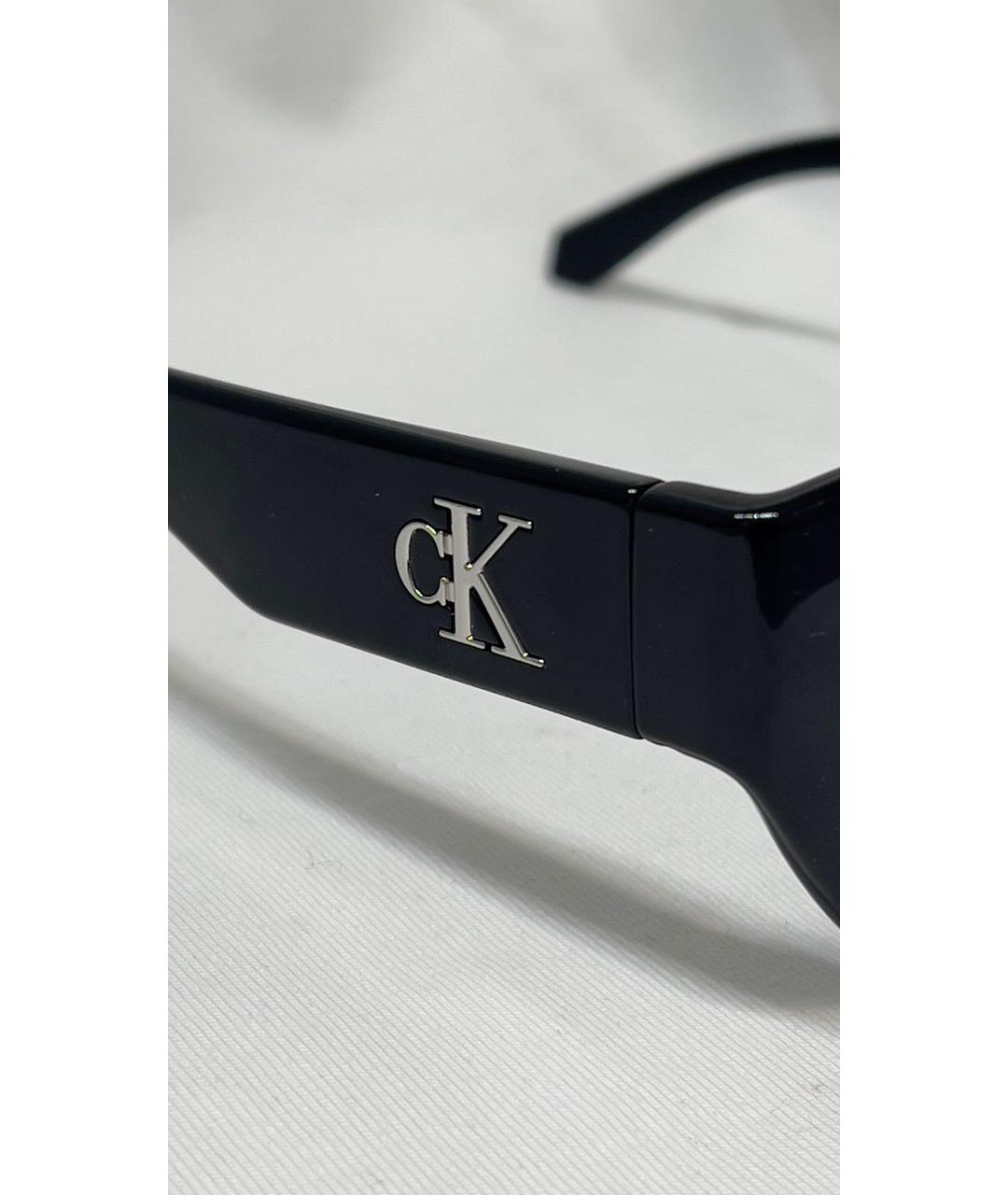 CALVIN KLEIN Черные пластиковые солнцезащитные очки, фото 3