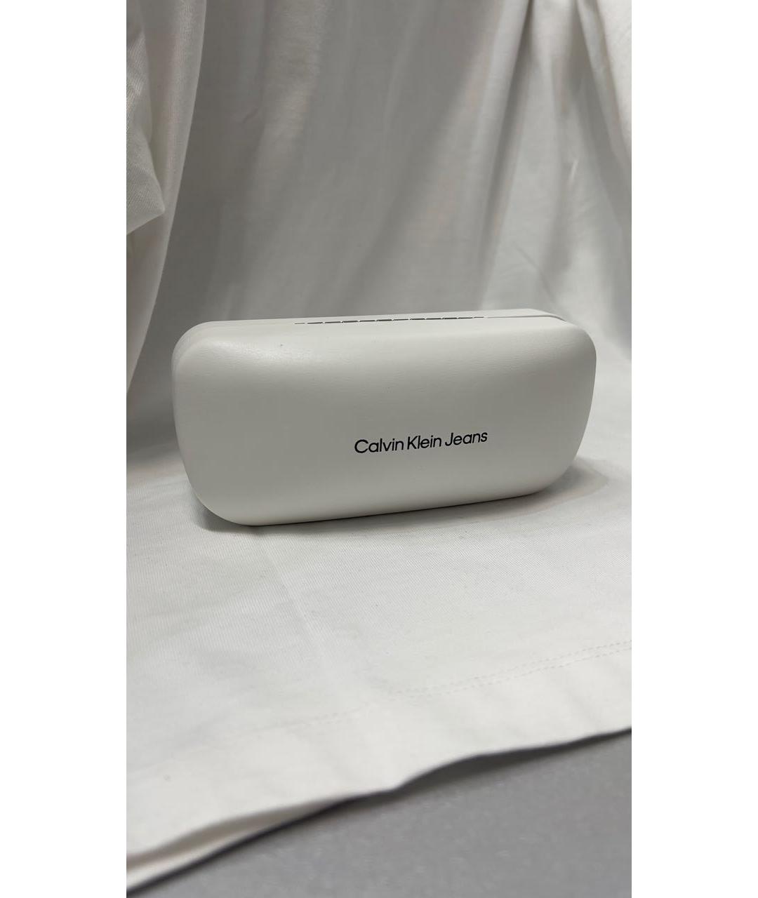 CALVIN KLEIN Черные пластиковые солнцезащитные очки, фото 4