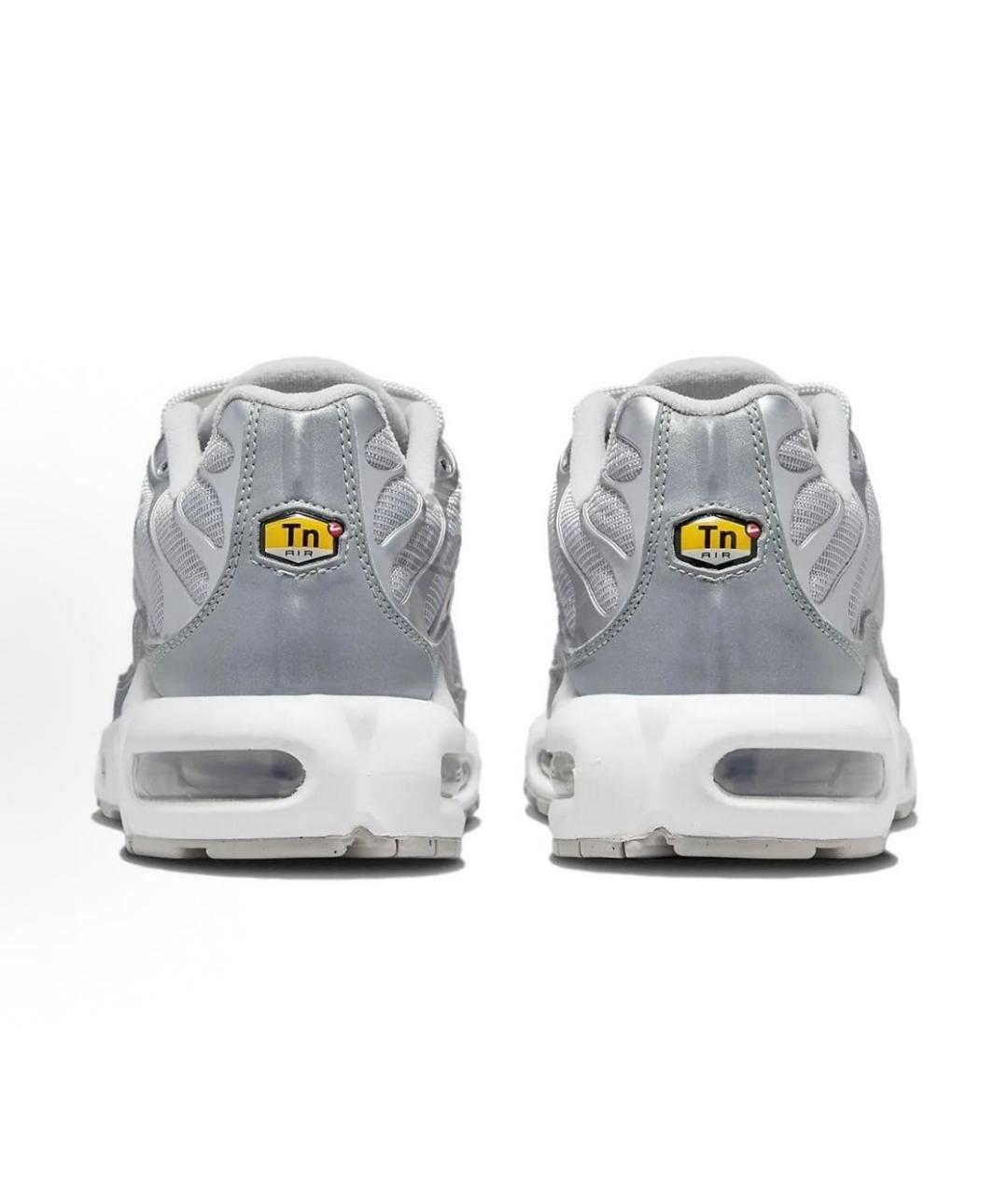 NIKE Серебряные синтетические низкие кроссовки / кеды, фото 2